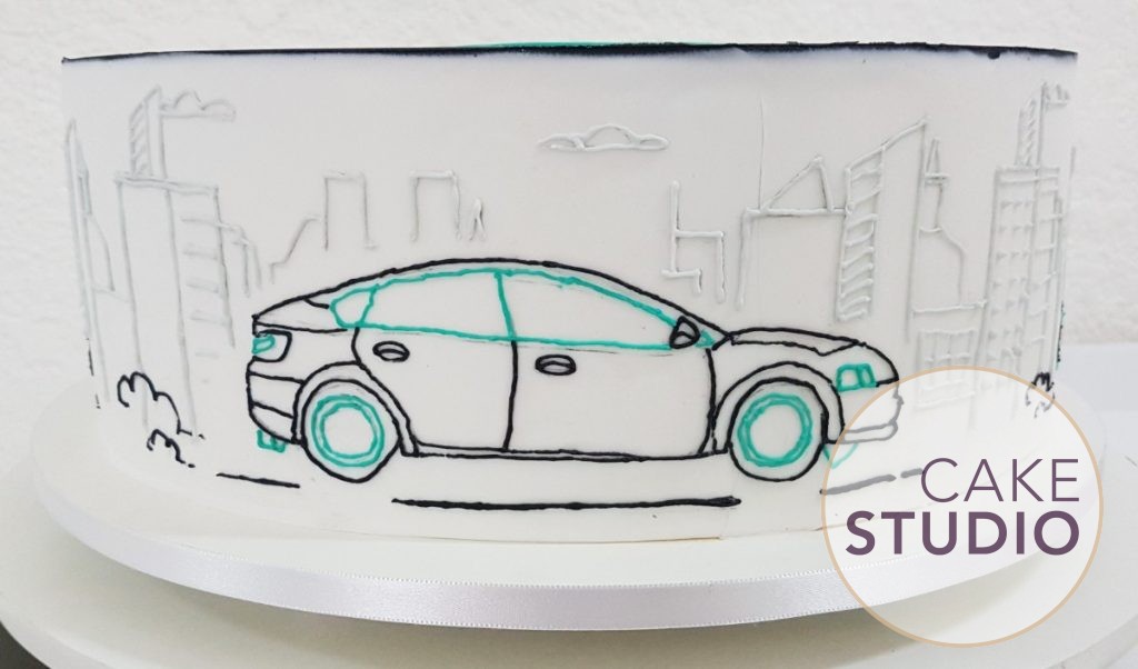 Bolo decorado corporativo com logo da empresa Vai Car. Feito por Cake Studio ( contato@cakestudio.com.br | Whatsapp: (11) 96882-2623 ).