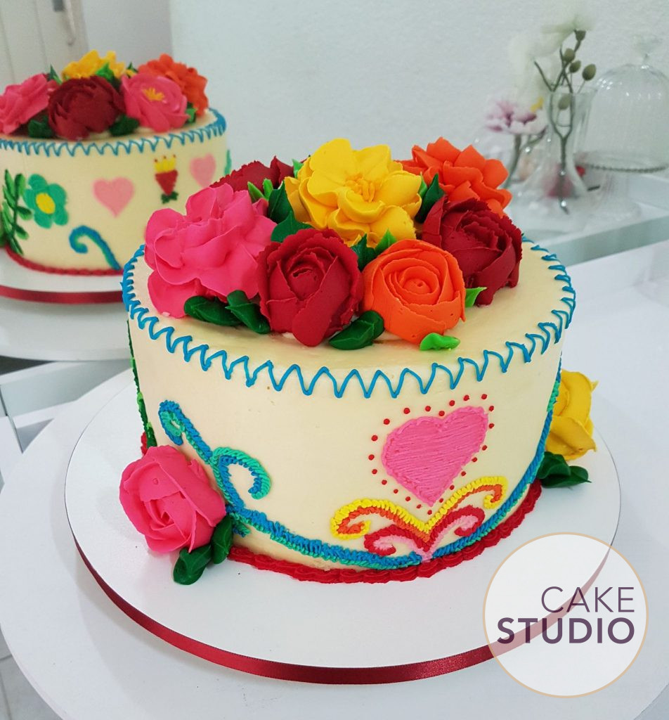 Bolo Bordado Mexicano. Feito por Cake Studio ( contato@cakestudio.com.br | Whatsapp: (11) 96882-2623 )