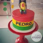 Bolo Bob Marley infantil. Feito por Cake Studio ( contato@cakestudio.com.br | Whatsapp: (11) 96882-2623 )