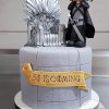 Bolo Game of Thrones com Jon Snow e Trono de Ferro feito por Cake Studio ( contato@cakestudio.com.br | Whatsapp: (11) 96882-2623 ).