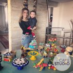 Bolo Mesversário Festa Brinquedos Antigos. Feito por Cake Studio ( contato@cakestudio.com.br | Whatsapp: (11) 96882-2623 ).