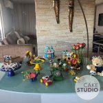 Bolo Mesversário Festa Brinquedos Antigos. Feito por Cake Studio ( contato@cakestudio.com.br | Whatsapp: (11) 96882-2623 ).